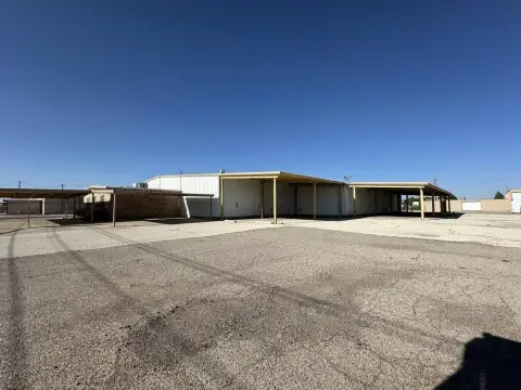Flex Space with Shop and Office