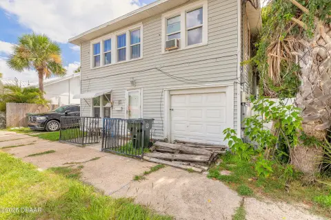 Daytona Beach Duplex Near Ocean