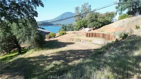 Clearlake Oaks Buildable Lot