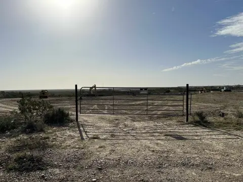 16.63 Acres Industrial Land Laredo
