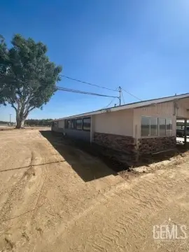 Shafter Commercial Property with Acreage