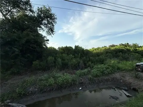 Vacant Land in St. Bernard
