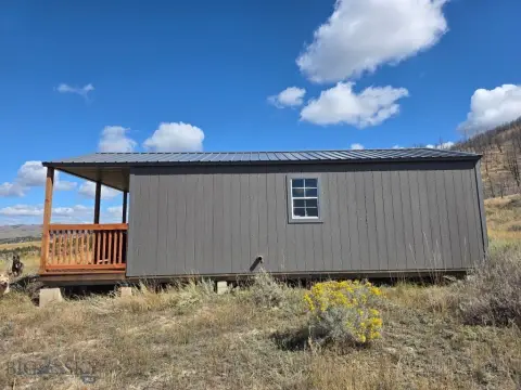Recreation Land with Off-Grid Cabin
