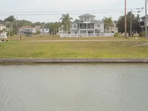 Waterfront Lot in Hernando Beach