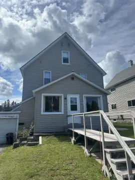 Calumet Duplex Near Downtown