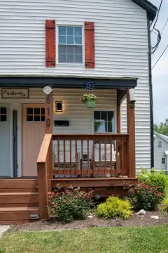Renovated Coastal Duplex