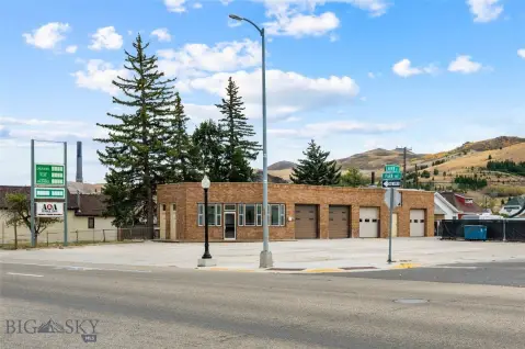Four-Bay Automotive Service Shop