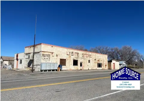 Lysite Commercial Building For Sale
