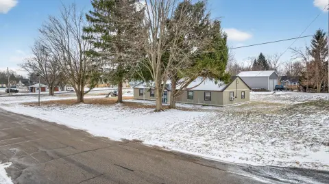 Commercial Land in Cement City