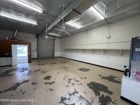 Air-Conditioned Flex Industrial Unit