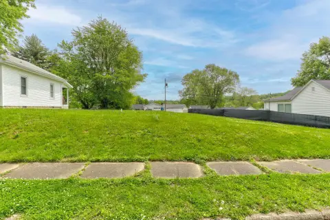 Residential Lot in Tell City