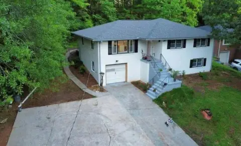 Turnkey Furnished 6-Bedroom Rental Home