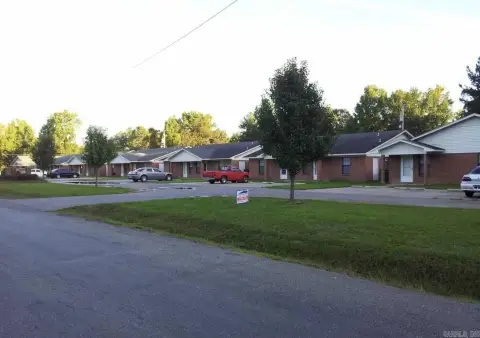 14-Unit Apartment Complex