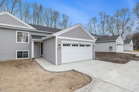 Middleville Duplex Investment Opportunity