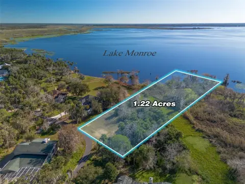 Lakefront Acreage in Stone Island