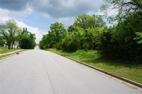City-Limit Residential Building Lots
