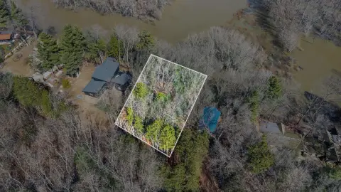 Waterfront Land on Kalamazoo River