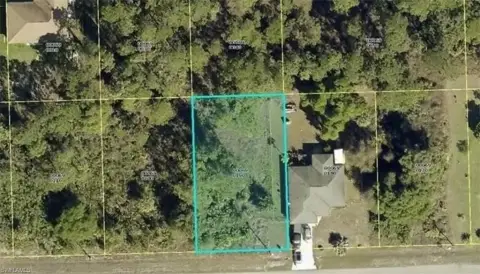 Lehigh Acres Buildable Single-Family Lot