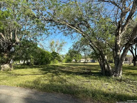 Residential Lot in La Vernia