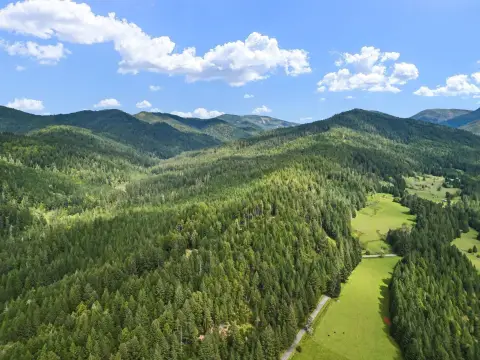 Secluded Crescent City Recreational Land