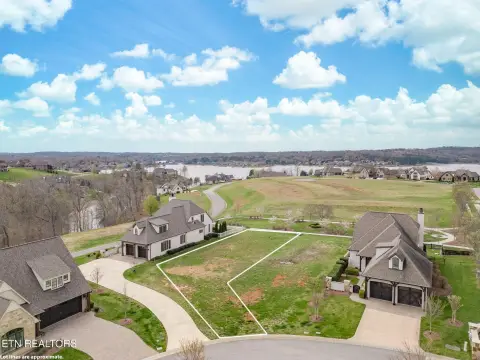 Lenoir City Courtyard Homesite