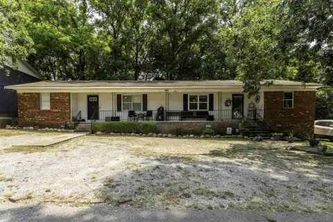 Duplex with Established Occupancy
