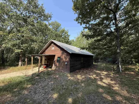 Hunting Land with Cabin