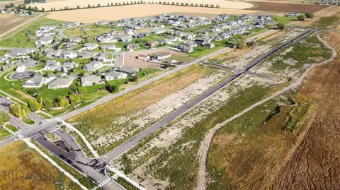 Homesite in Manhattan Meadows