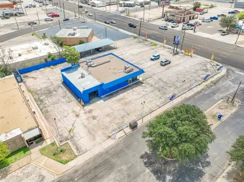 Corner Lot Commercial Building
