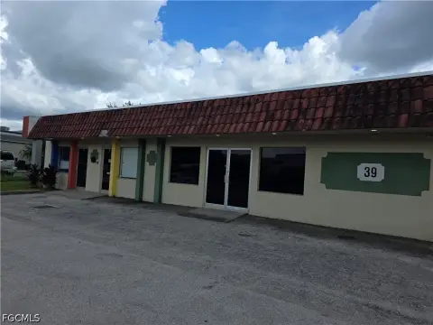 Multi-Unit Flex Space