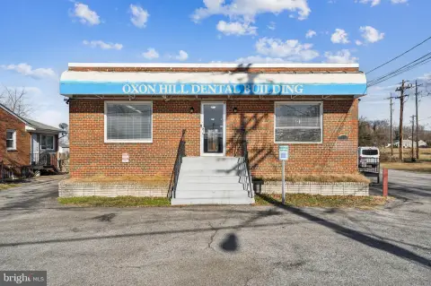 Versatile Commercial Building in Oxon Hill
