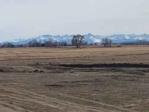 Montrose Land with Mountain Views