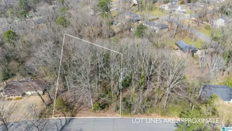 Residential Lot in Woodland Hills