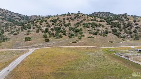 Land with Views in Tehachapi
