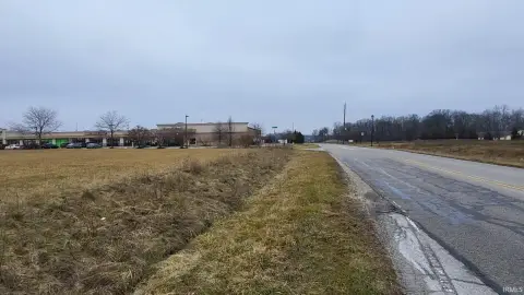 Commercial Land in Prime Location