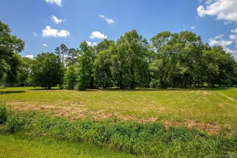 Residential Land in Oak Ridge Estates