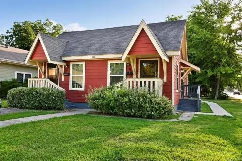 Corner-Lot Duplex