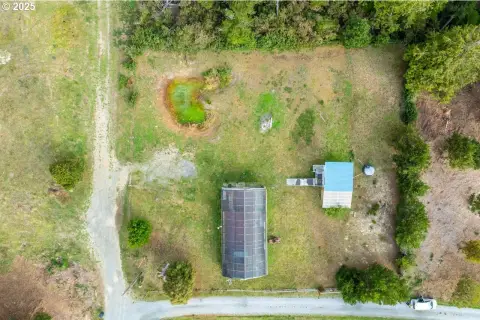 Large Residential Lots Near Coast