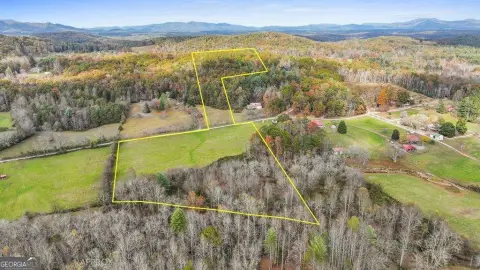 Unrestricted Creekfront Land with Pasture