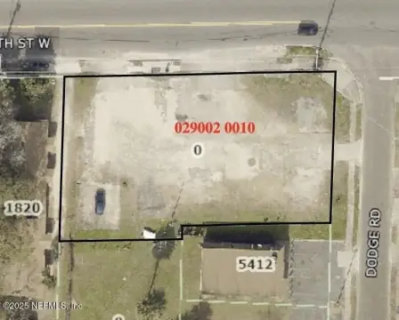 Fenced Commercial Lot in Jacksonville