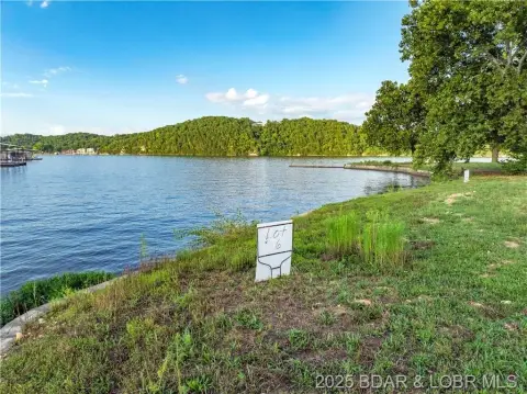 Lakefront Lot in Kamden Estates