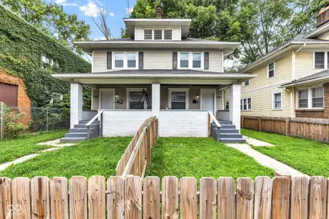 Renovated Duplex in Mapleton-Fall Creek