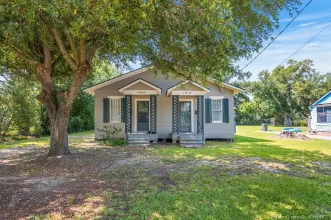 Renovated Duplex Ready for Renters