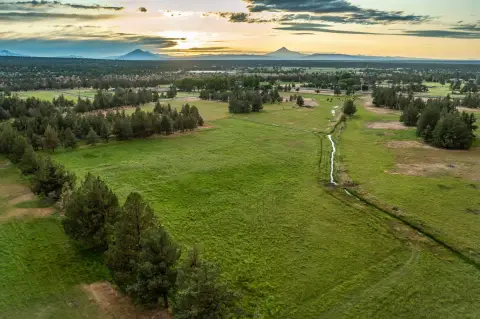 Redmond Land with Water Rights