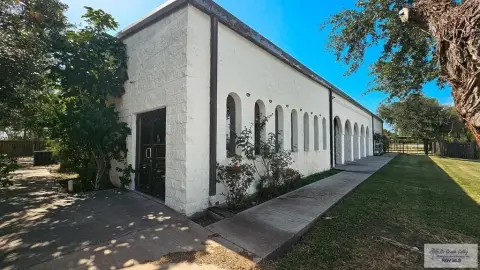 Prime Commercial Opportunity in Brownsville