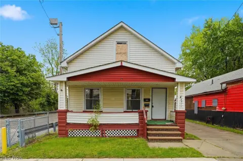 Cleveland Two-Family Home with Garage