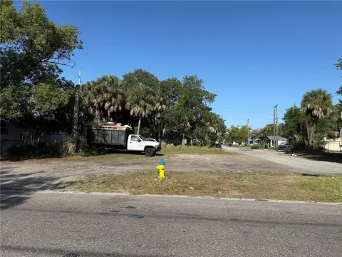 Tampa Corner Lot Opportunity