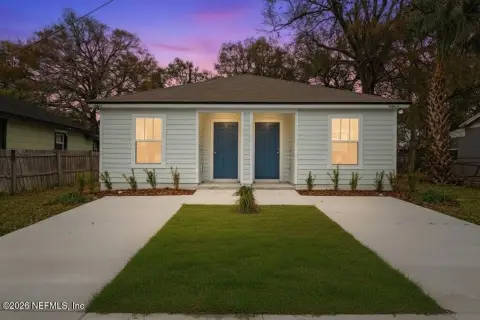 Modern Duplex with Two-Bedroom Units