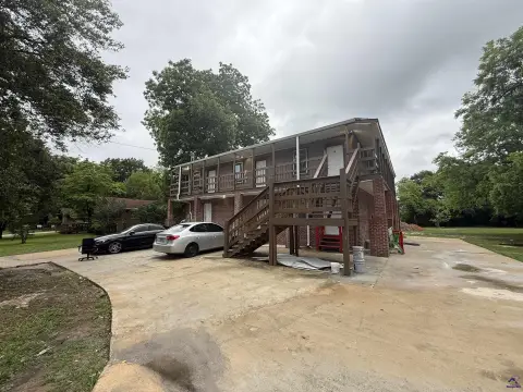 11-Unit Apartment Building