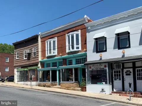 Mount Rainier Second Floor Space